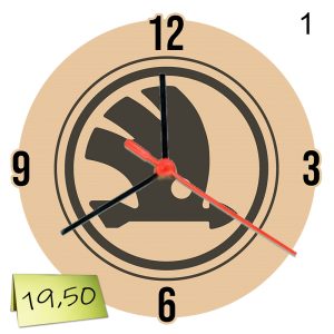 Гравиран стенен часовник „Skoda“