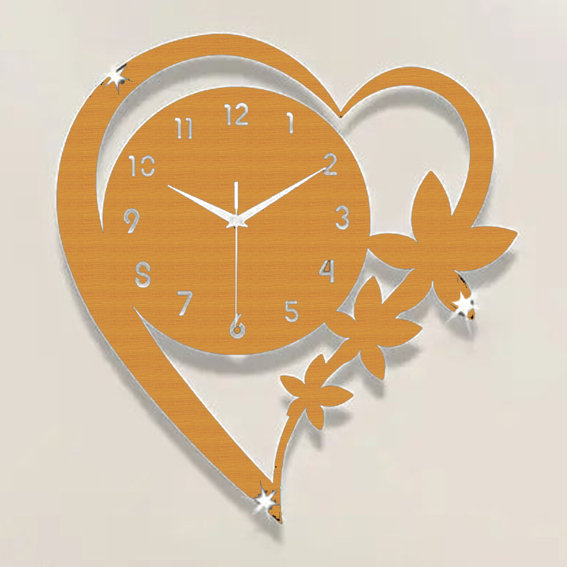 Стенен часовник „In The Shape Of A Heart“